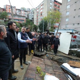 Bakanlar Çiftçi ve Kurum Ayazağa'da incelemede bulundu