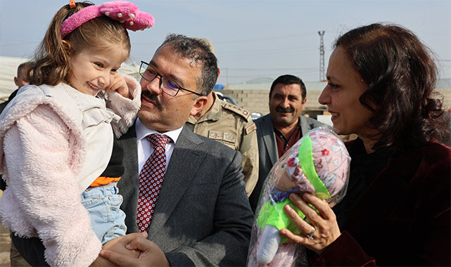 Vali Turan’dan anlamlı destek: Minik Irmak’ın akülü sandalye isteği gerçekleşti;