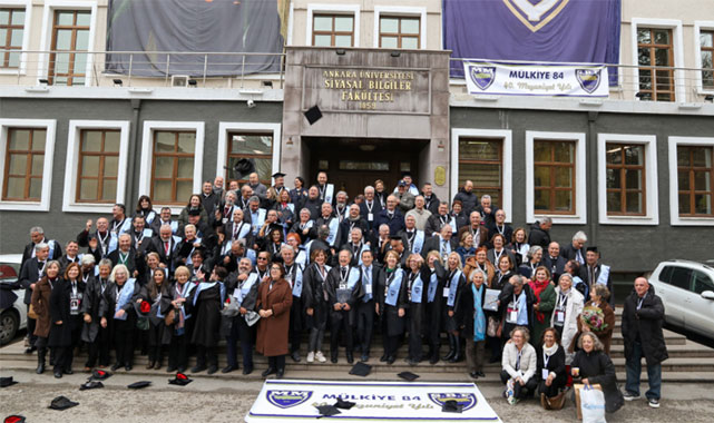 1984 mezunu Mülkiyeliler 40 yıl sonra yeniden buluştu!