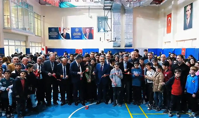 Kitaplarla güzelleşen şehir: Şırnak'ta 2'nci Kitap Günleri başladı;