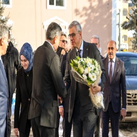 "Yeni sağlık planlamalarını hayata geçirmeyi planlıyoruz"