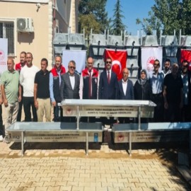 Sürekli sahada olan Kaymakam Bertan, üreticilerin yanında