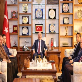 "Eğitimde kaliteyi daha da yukarıya taşımalıyız"