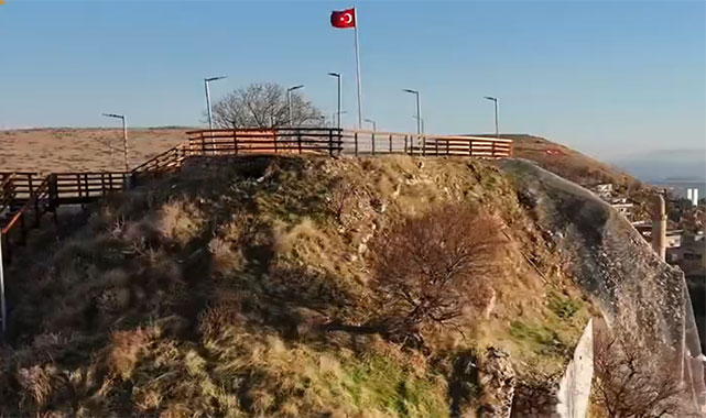 Tarihi Kozluk Kalesi turizmin yeni gözdesi olmaya hazır!;