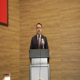 "Çini sanatı, Kütahyalı ustaların emeğiyle mirasa dönüştü"