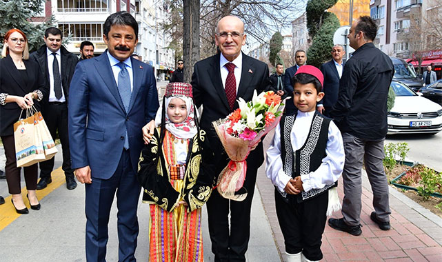 Vali Demiryürek, Bakan Şimşek'i ağırladı!