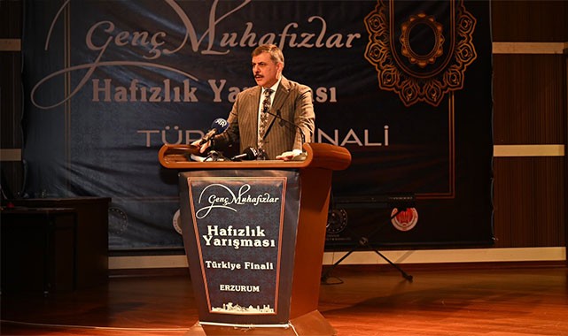 Vali Çiftçi genç hafızlara seslendi: Hafız olmak birkaç yıllık bir gayret, hafız kalmak ömür boyu o emaneti taşımaktır