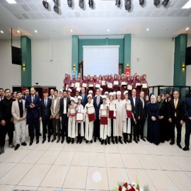 Tatvan’da gurur günü