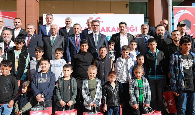 Erciş'te ebeveyn kaybı yaşayan çocuklara özel sünnet şöleni;