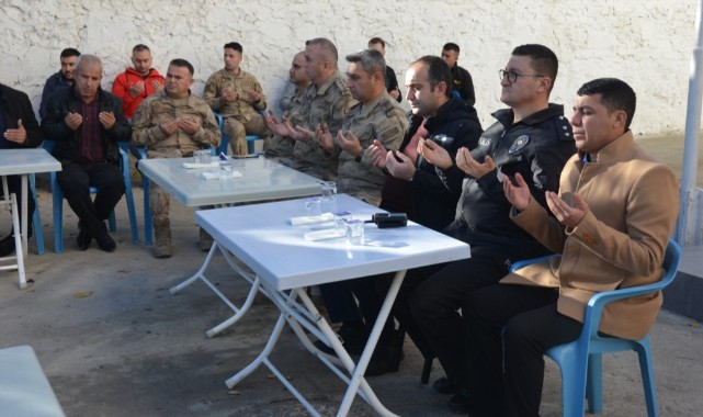 Şehit polis için emniyetin bahçesinde mevlit