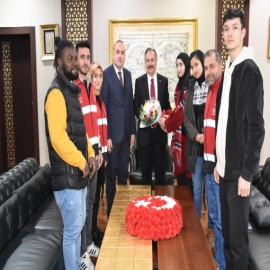 "Türk milleti, mazlumlara her zaman kapılarını açtı"