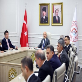 Adıyaman'da sığınmacı ve yabancı uyrukluların durumu ele alındı