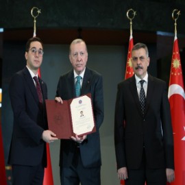 "Bu ödül benim için büyük bir gurur vesilesi oldu"