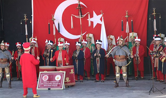 ''Tarihin ritmi, Siirt’te hemşehrilerimizin yüreğiyle buluştu''