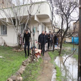 Siirt'te sel alarmı! Birçok ev ve işyerini su bastı