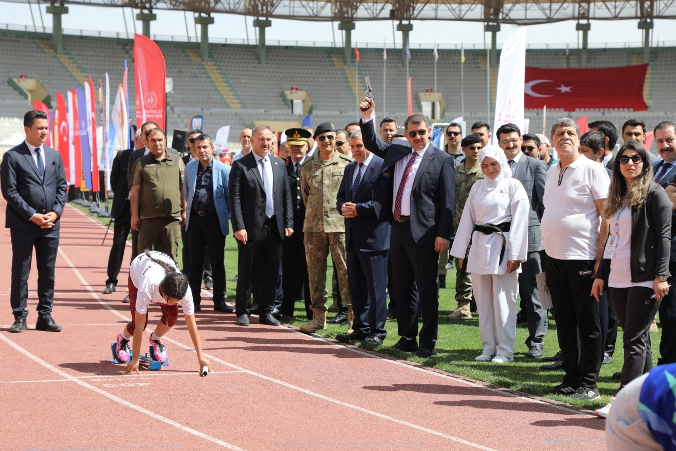 "Bazı şeylerin anahtarı bir tek sizde!";