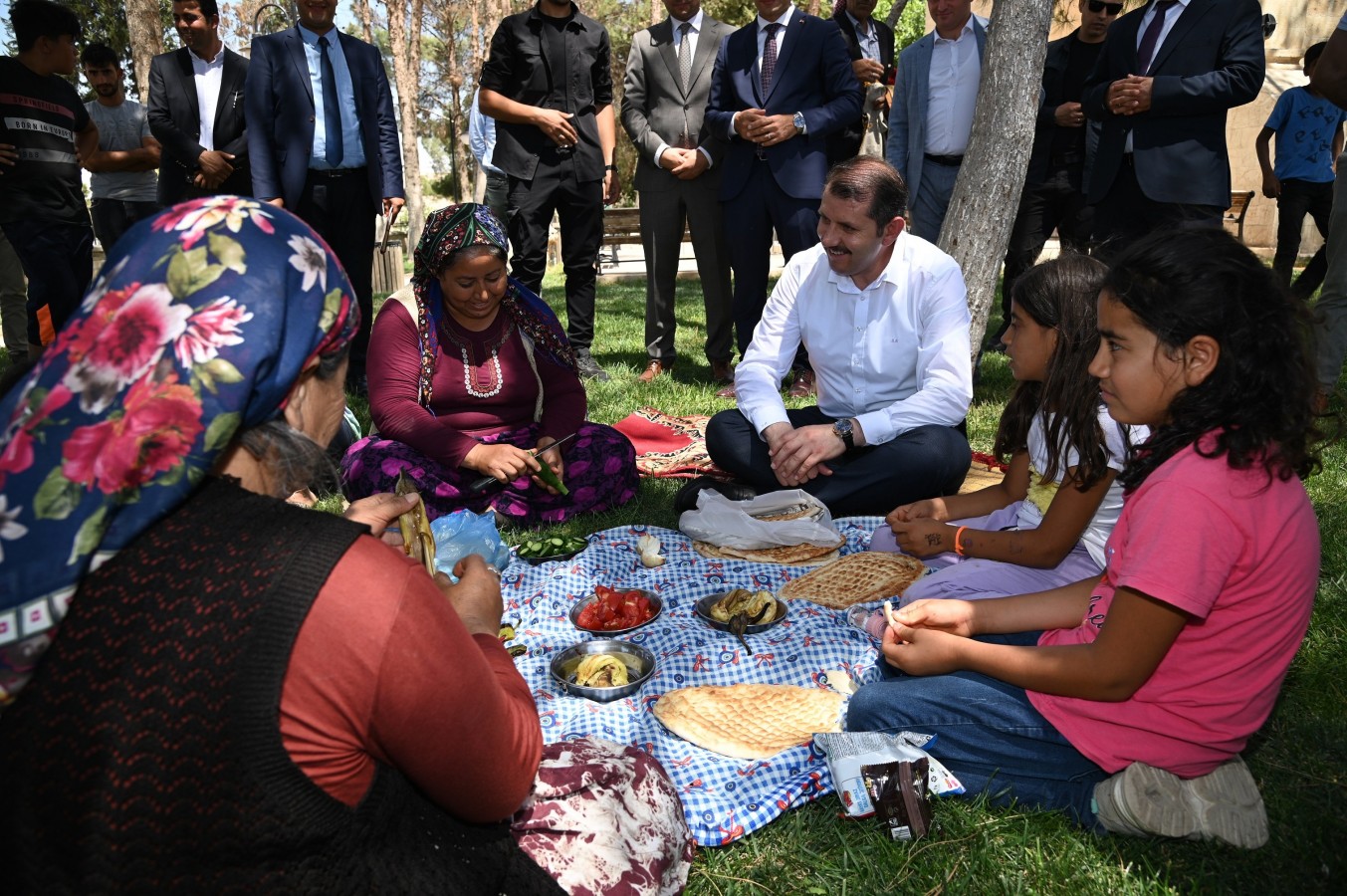 Vali Salih Ayhan Harran’la hemhâl oldu;