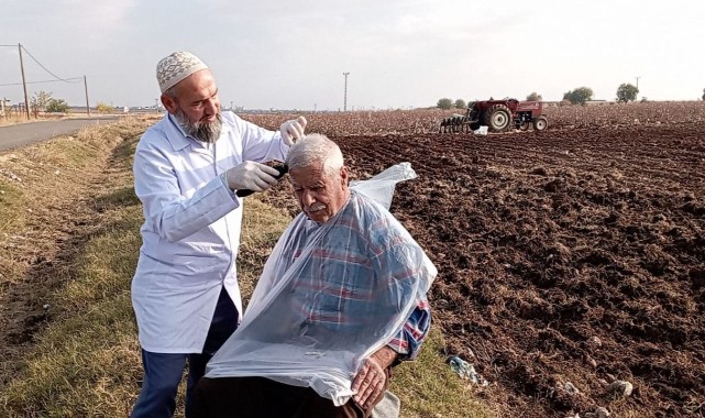 Yaşlı Bakım Projesi ile tarlada bile tıraş yapılıyor