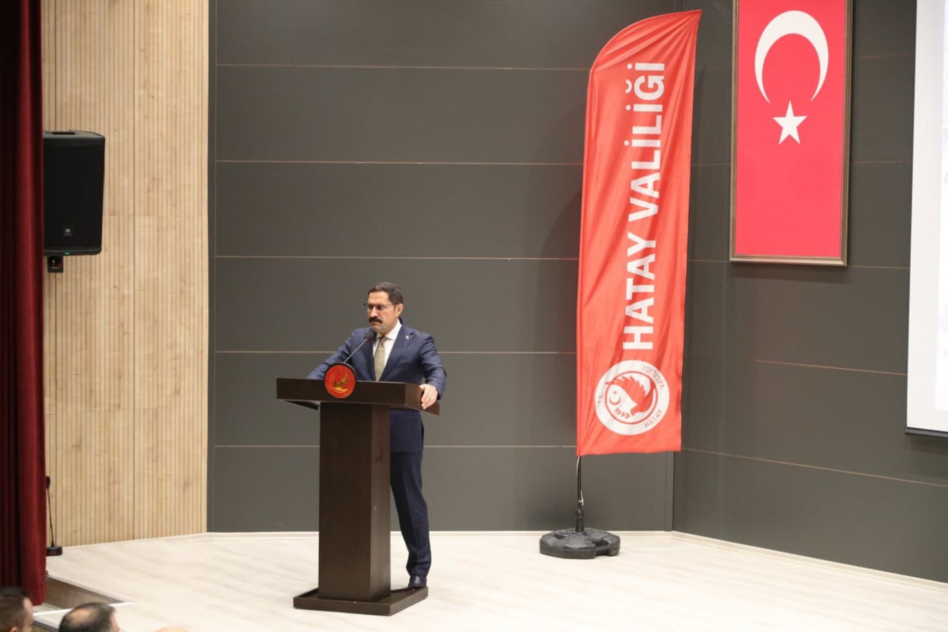 "Hatay, bir Anka kuşu misali küllerinden yeniden doğdu";