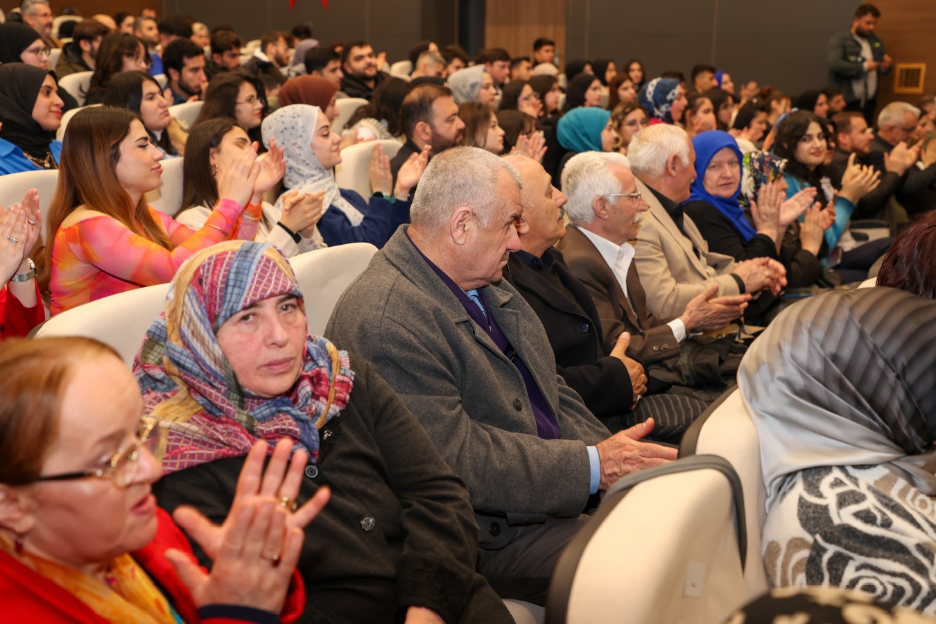 60+ Tazelenme Üniversitesi