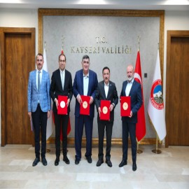 “Kayseri’nin geleceğine değer katacak yatırımlar hayata geçiriliyor”