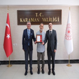 TSK Güçlendirme Vakfı'ndan Karamanlı hayırsevere altın madalya