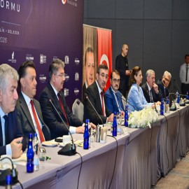 Cumhurbaşkanı Yardımcısı Cevdet Yılmaz ve Vali Erdinç Yılmaz iş dünyasıyla buluştu