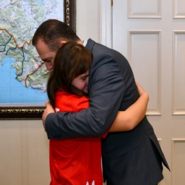 Özel şampiyonu ödüllendirdi