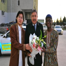 Vali Yılmaz Uluslararası öğrencilerle iftar sofrasında buluştu