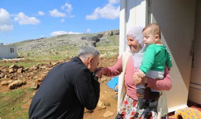 Bayramda yüzlerini güldürdü