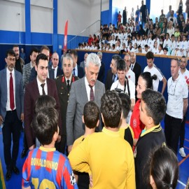 Validen 'dijital bağımlılığa' karşı 'spor' önerisi