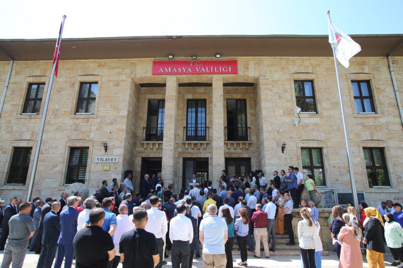 Amasya’dan Hatay’a teşekkür ve dualarla uğurlandı;