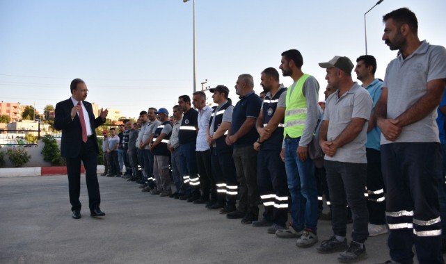 Belediye temizlik işçileri ile buluştu