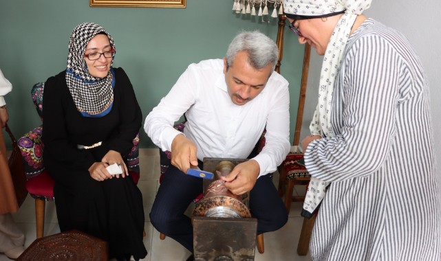 Bakır üzerine işleme yaptı