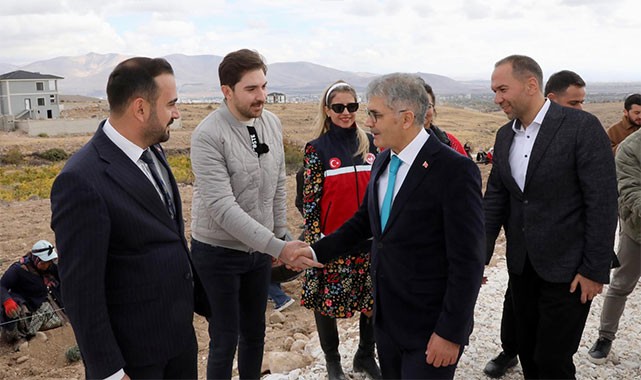 Niğde'de atıl araziler İngiliz Lavantası ile canlanacak