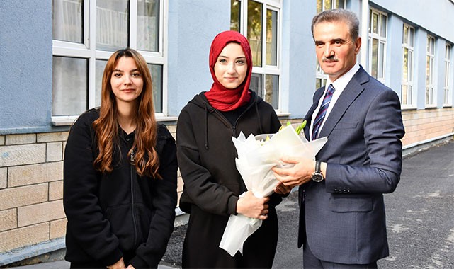 Validen öğrencilere kulağa küpe olacak sözler