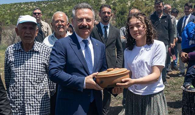 ''Çömlekçilik sadece bir el sanatı değil, geçmişle kurulan bir köprü'';