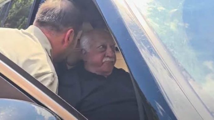 FETÖ elebaşı Fetullah Gülen'i övdüler, taziye paylaşımları yaptılar;