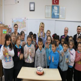 Kaymakam Şıktaş, Ensar'ın doğum gününü kutladı