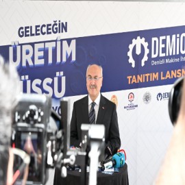 Vali Köşger’den, DEMİOSB için övgü dolu sözler:
