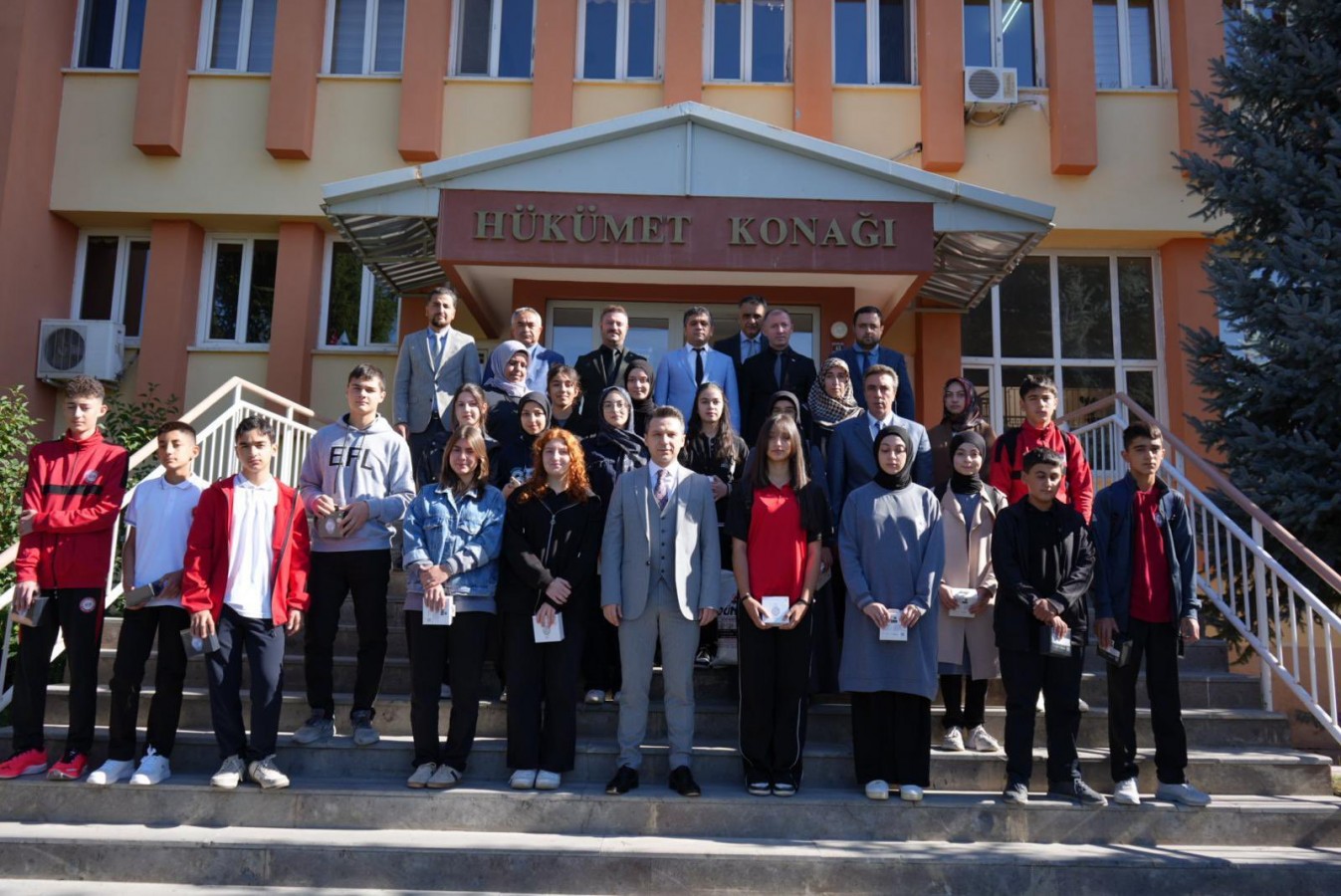 Kaymakam Karadağ'dan, öğrencilere altın nasihat;