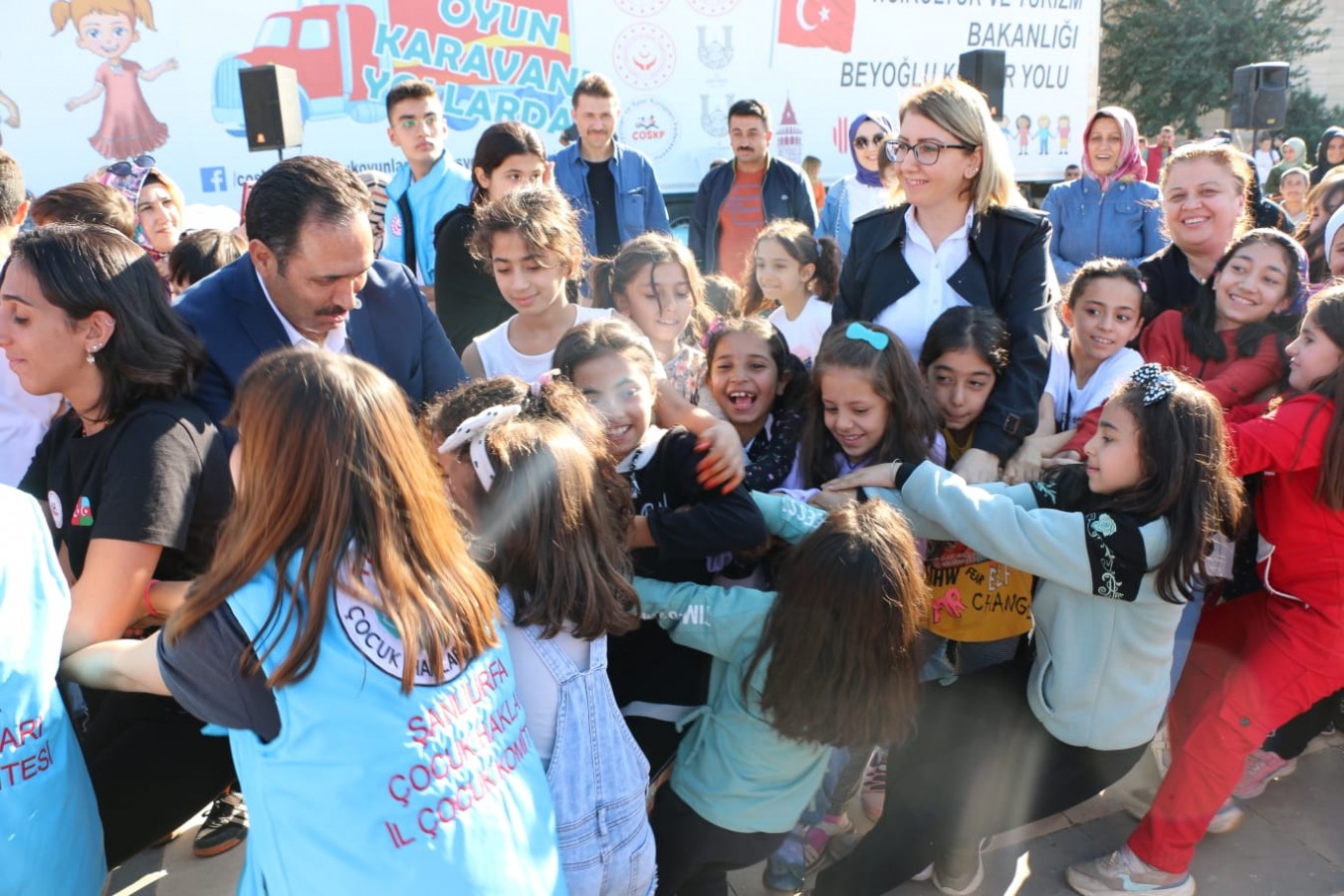 Çocuklar ‘Oyun Karavanı’ ile eğlenceli vakit geçirdi;