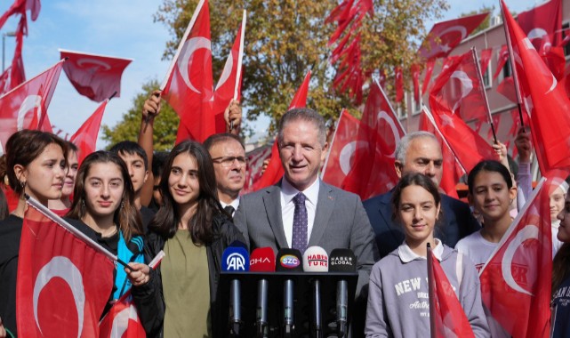 Cumhuriyetin doğum gününde İstanbul bayraklarla süslenecek