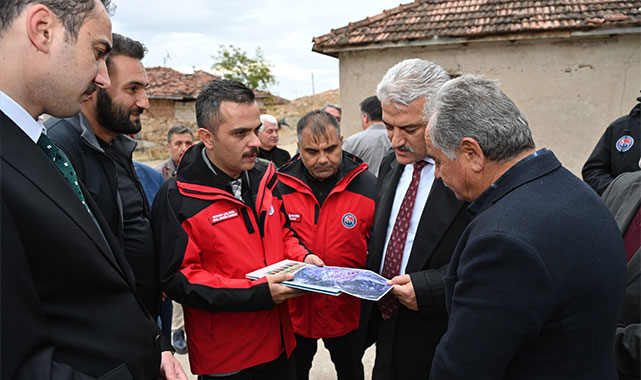 Vali Makas, köy yollarını denetledi;