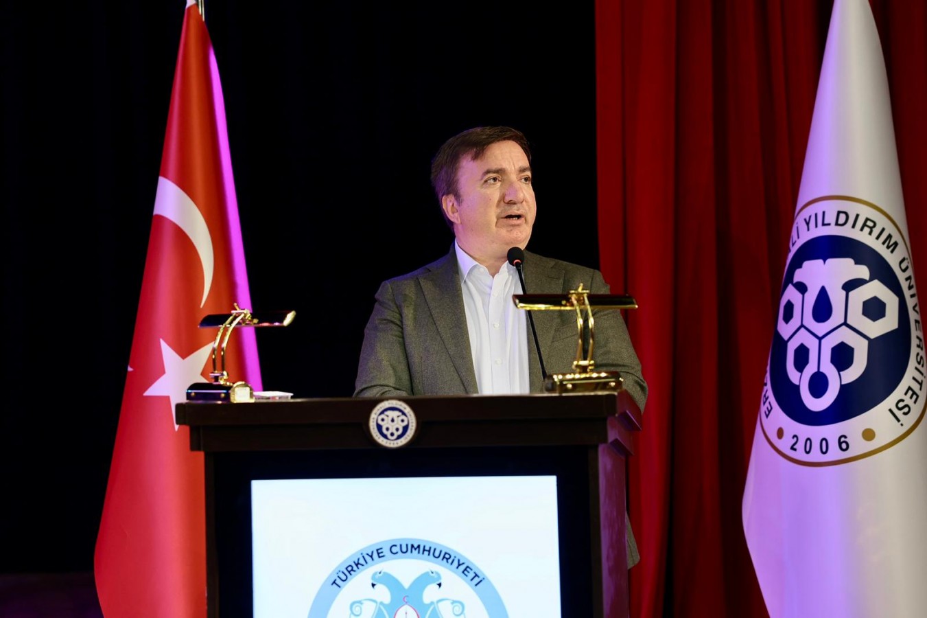 Erzincan’da gençler için büyük fırsat: ''Bu program sizlere önemli bir deneyim katacak'';