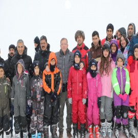 "Kristal karlar diyarında kayak öğrenecekler"