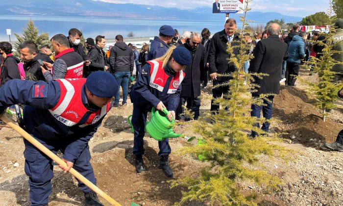 Burdur’da bir milyon fidan toprakla buluşacak;