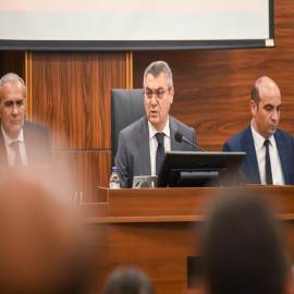 "Mersin'in huzuruna kasteden hiçbir yapıya fırsat vermeyeceğiz"