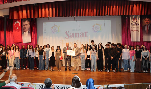 Sincan'da binlerce sanatseveri bir araya getiren Sanat Festivali sona erdi;