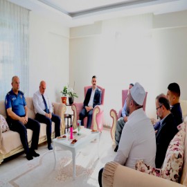 “Şehit aileleri, başımızın tacı, gözümüzün nuru”